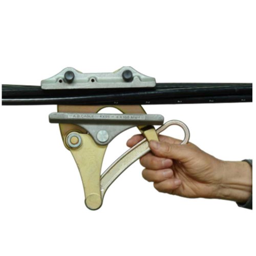 SELF-GRIPPING CLAMP